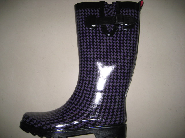 LADIES’ RUBBER BOOTS