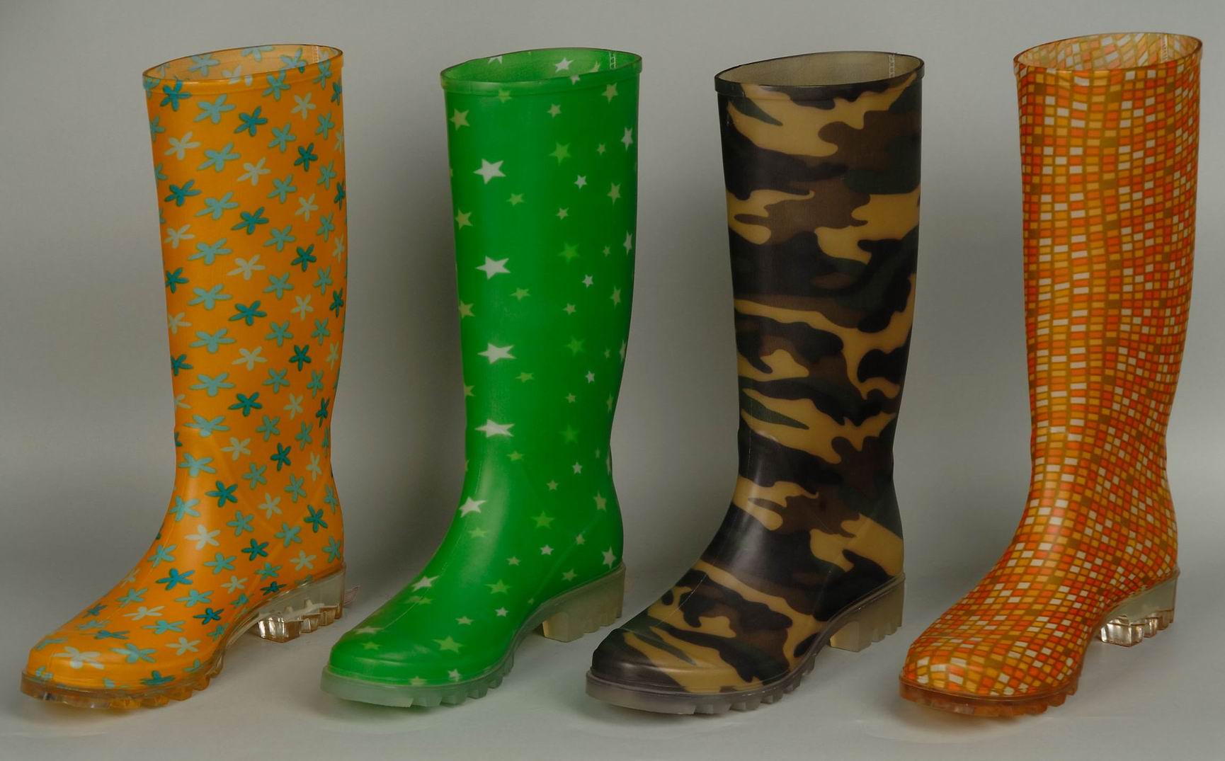 LADIES’ PVC BOOTS