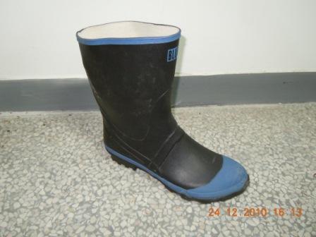MEN’S RUBBER BOOTS
