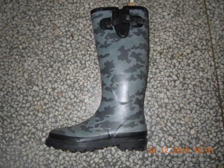 MEN’S RUBBER BOOTS
