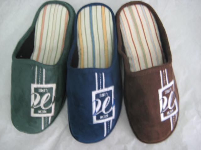MEN’S INDOOR SLIPPER